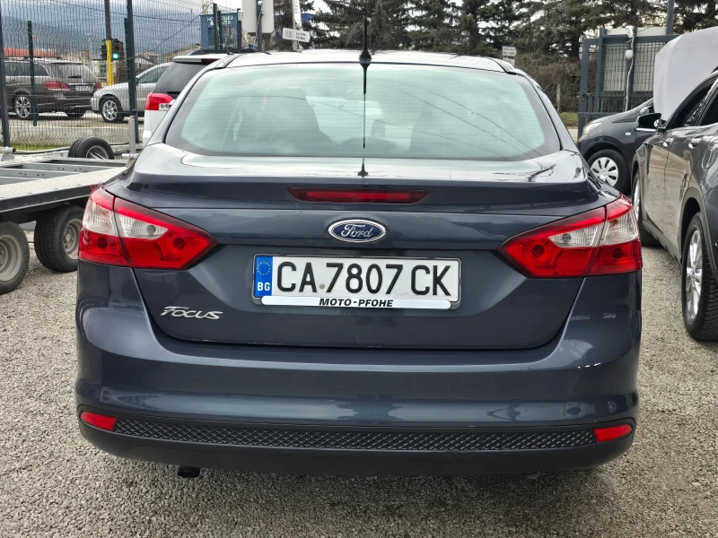 Ford Focus 1.6TDCi/6ск./Лизинг, снимка 6 - Автомобили и джипове - 53474628