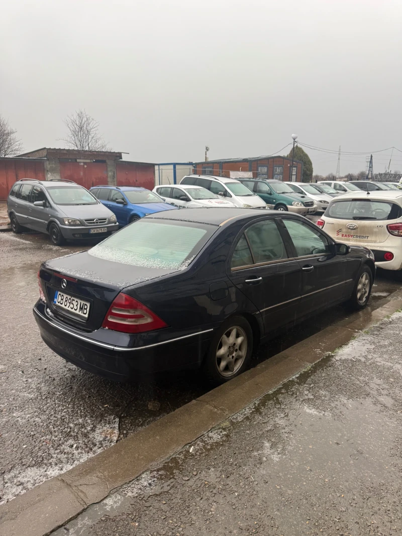 Mercedes-Benz C 180, снимка 3 - Автомобили и джипове - 53486208