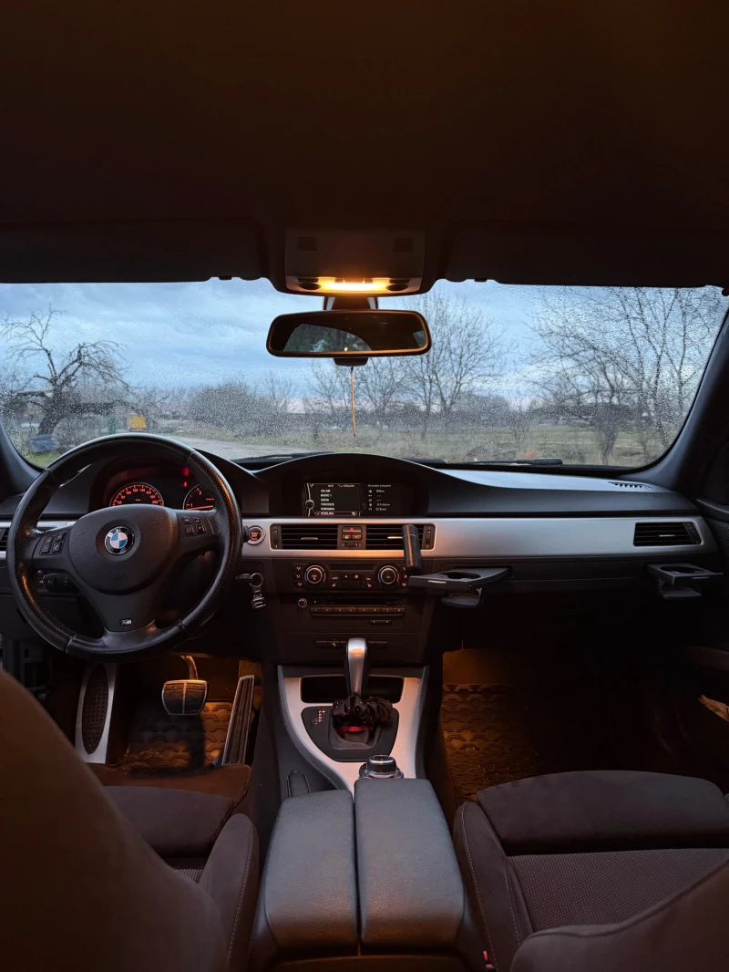 BMW 320, снимка 10 - Автомобили и джипове - 53600040