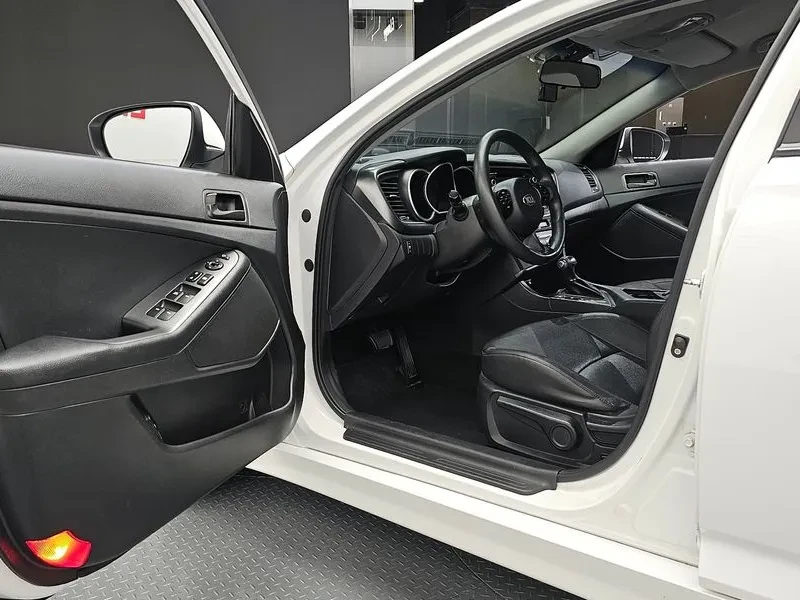 Kia K5 2.0 | Mobile.bg � ����������� 10