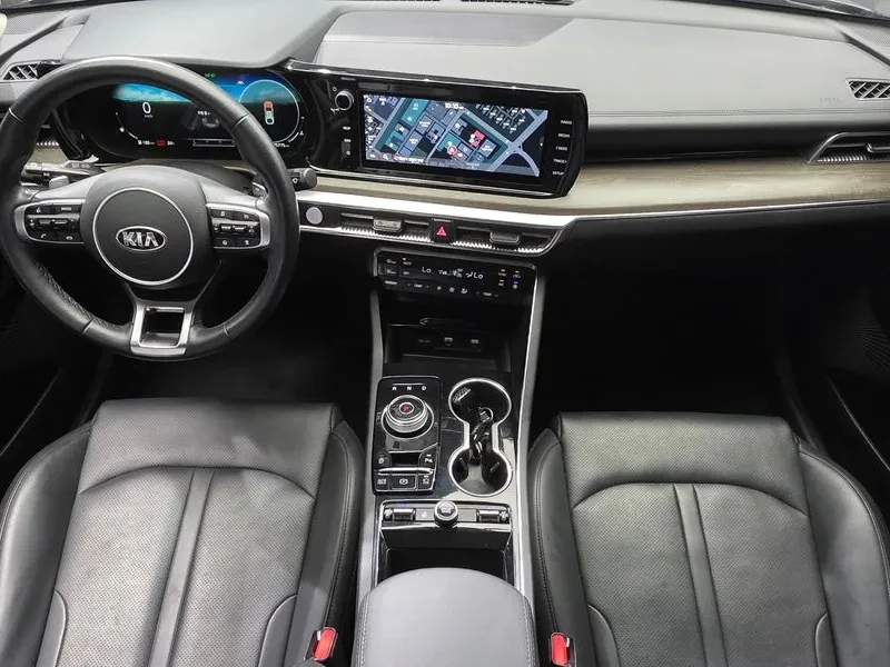 Kia K5 2.0 Noblesse, снимка 7 - Автомобили и джипове - 56502545