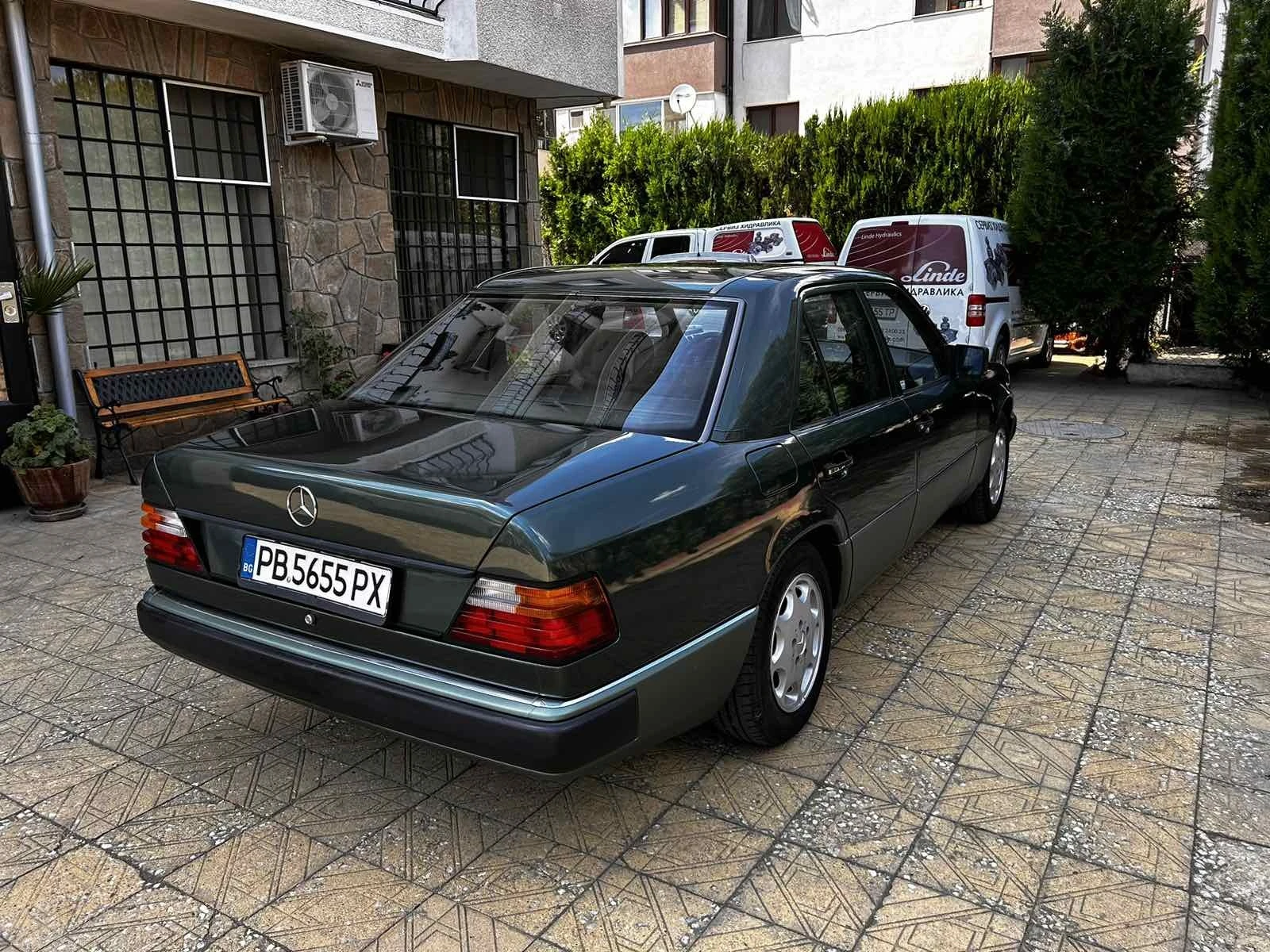 Mercedes-Benz 124 250D - изображение 4