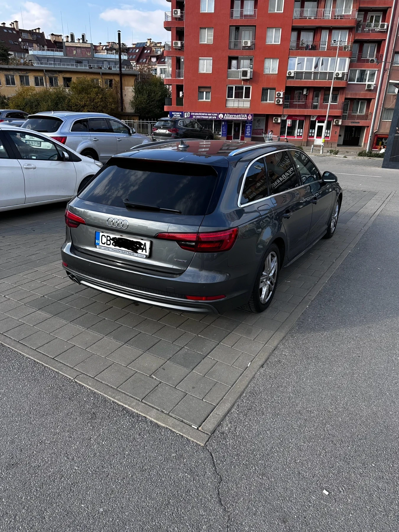 Audi A4 2.0 TDI 190 hp Quattro S-line - изображение 7