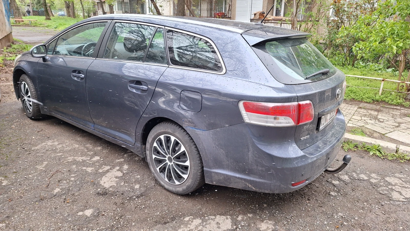 Toyota Avensis TUV до 11.2026, реални км. - изображение 2