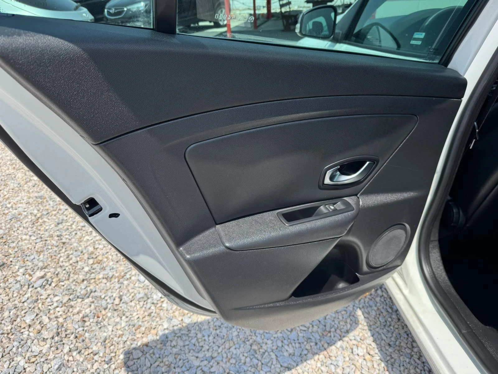 Renault Megane 1.5dci GT line - изображение 7