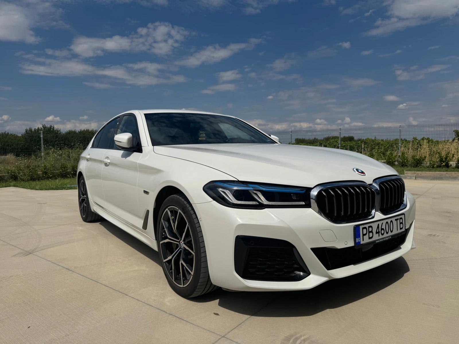 BMW 530E M Sport - изображение 4