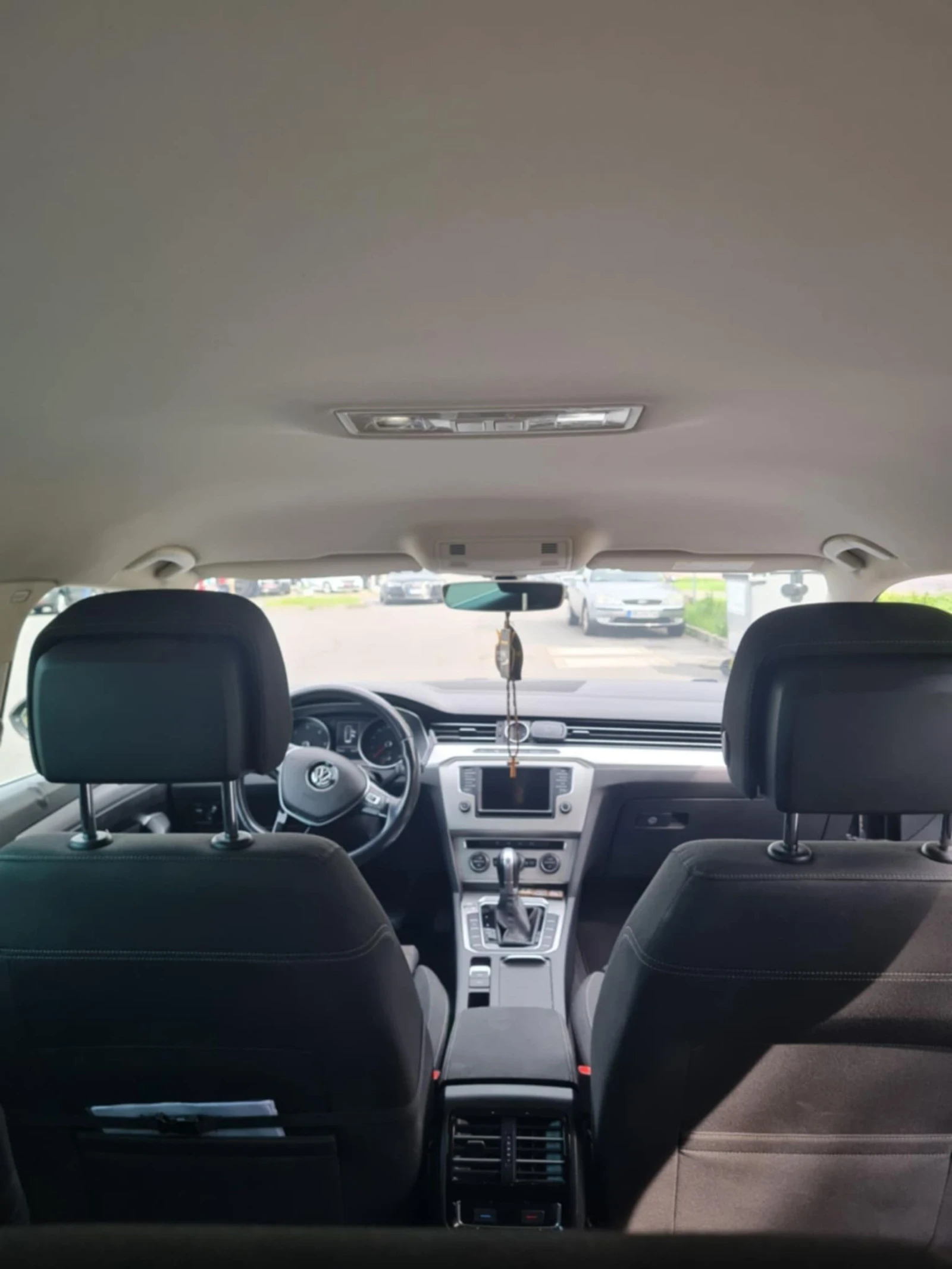 VW Passat 2.0 - изображение 8