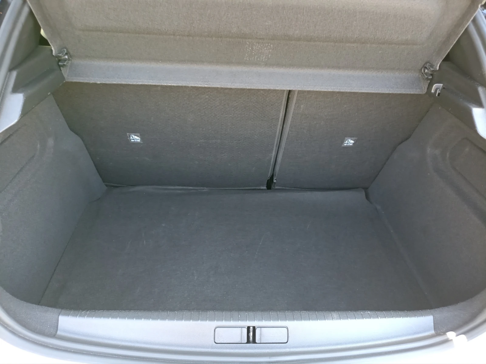 Opel Corsa GS Line 1.2 бензин (74kW/100 к.с.) MT6 MY23 - изображение 9