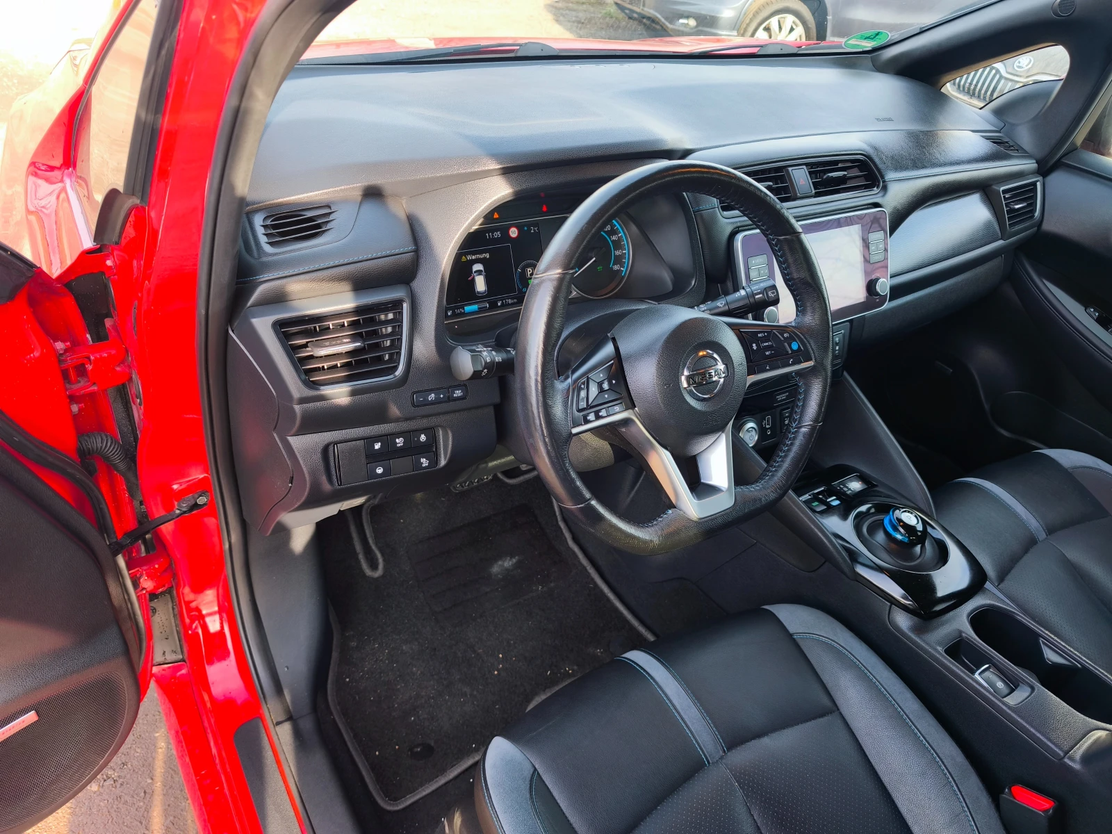 Nissan Leaf  Nissan Leaf TEKNA* 62kw/h* 218k.c * 360 camera | Mobile.bg � ����������� 15