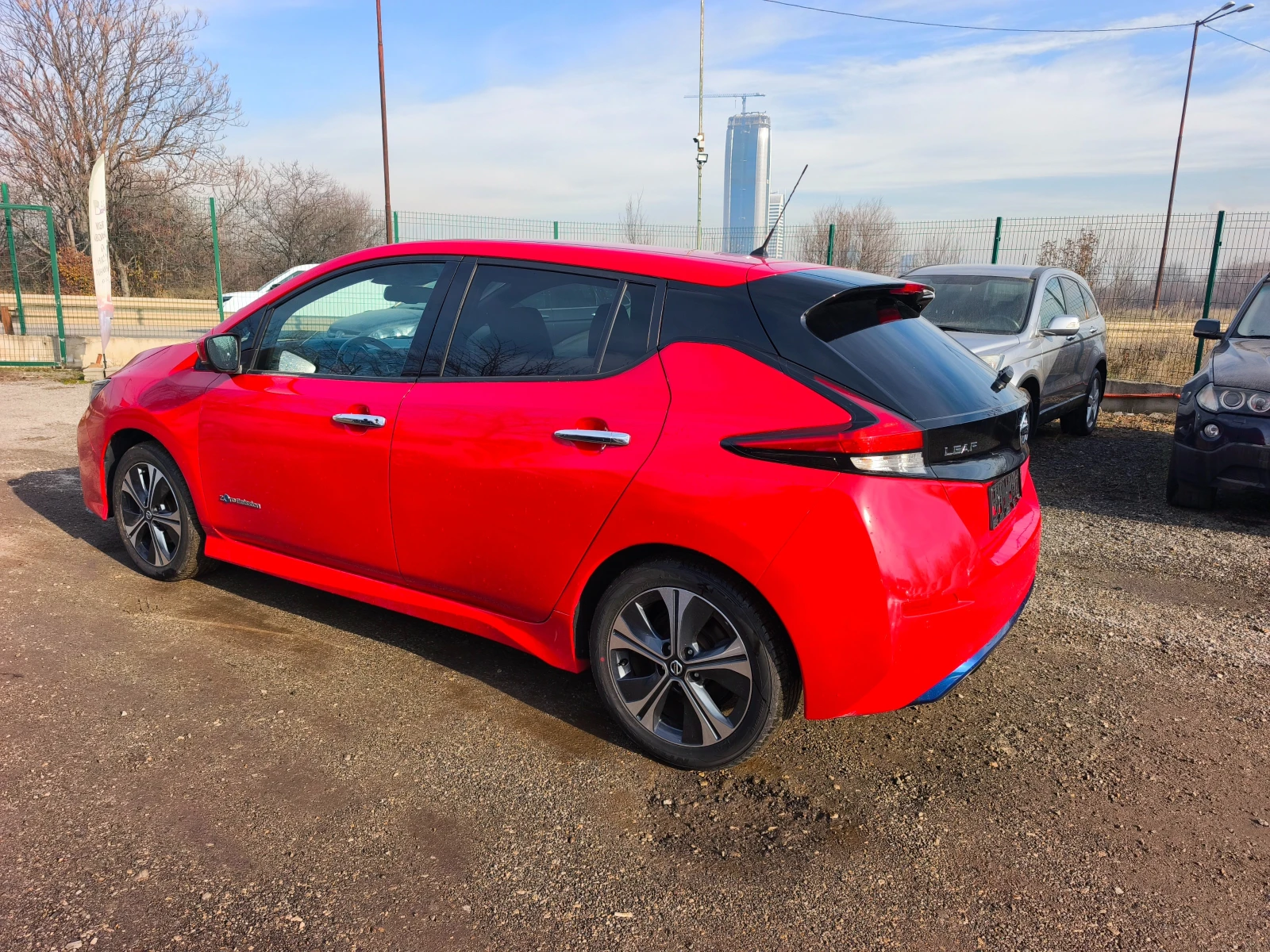 Nissan Leaf  Nissan Leaf TEKNA* 62kw/h* 218k.c * 360 camera - изображение 4