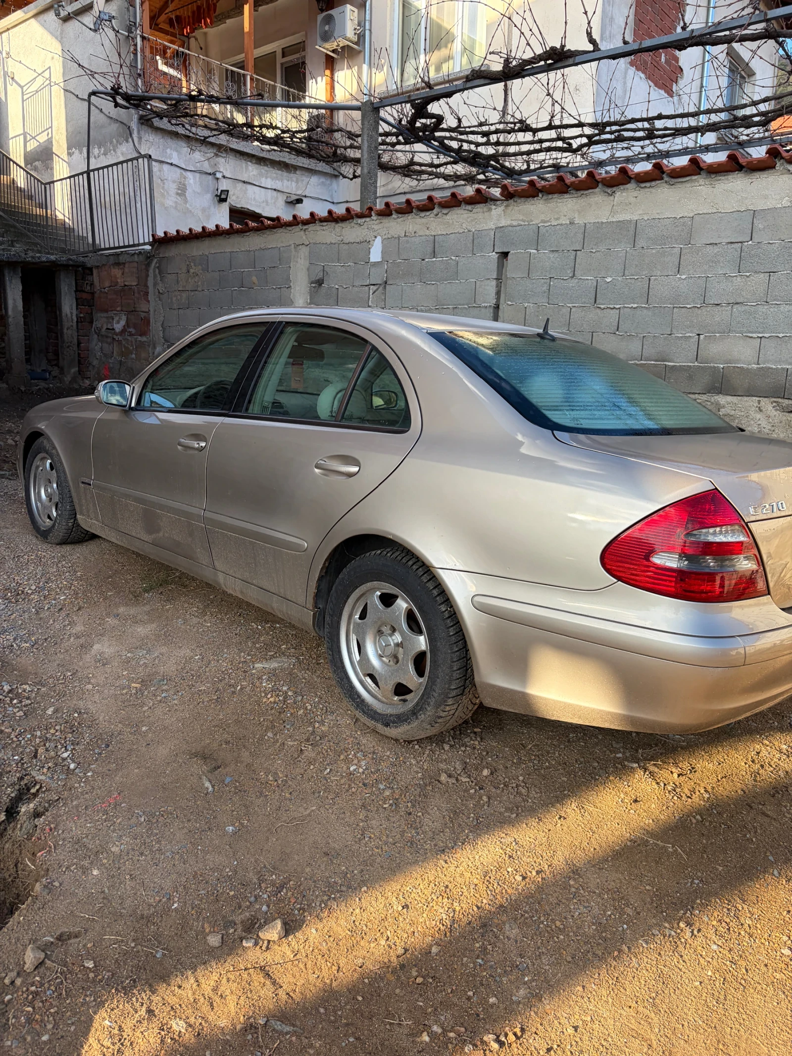 Mercedes-Benz E 220 | Mobile.bg � ����������� 3