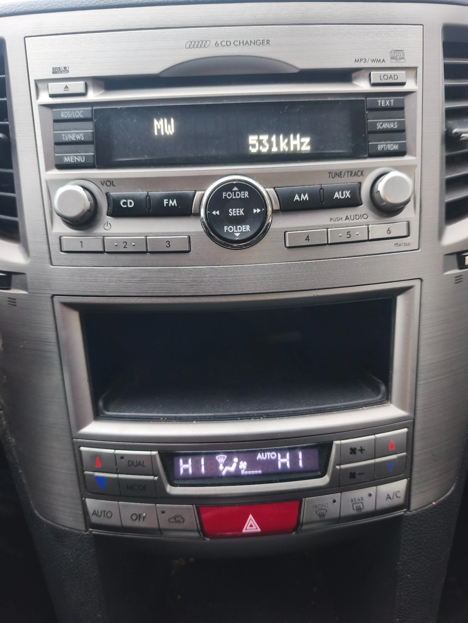 Subaru Legacy 2.0i AWD 4X4 SWISS - изображение 9