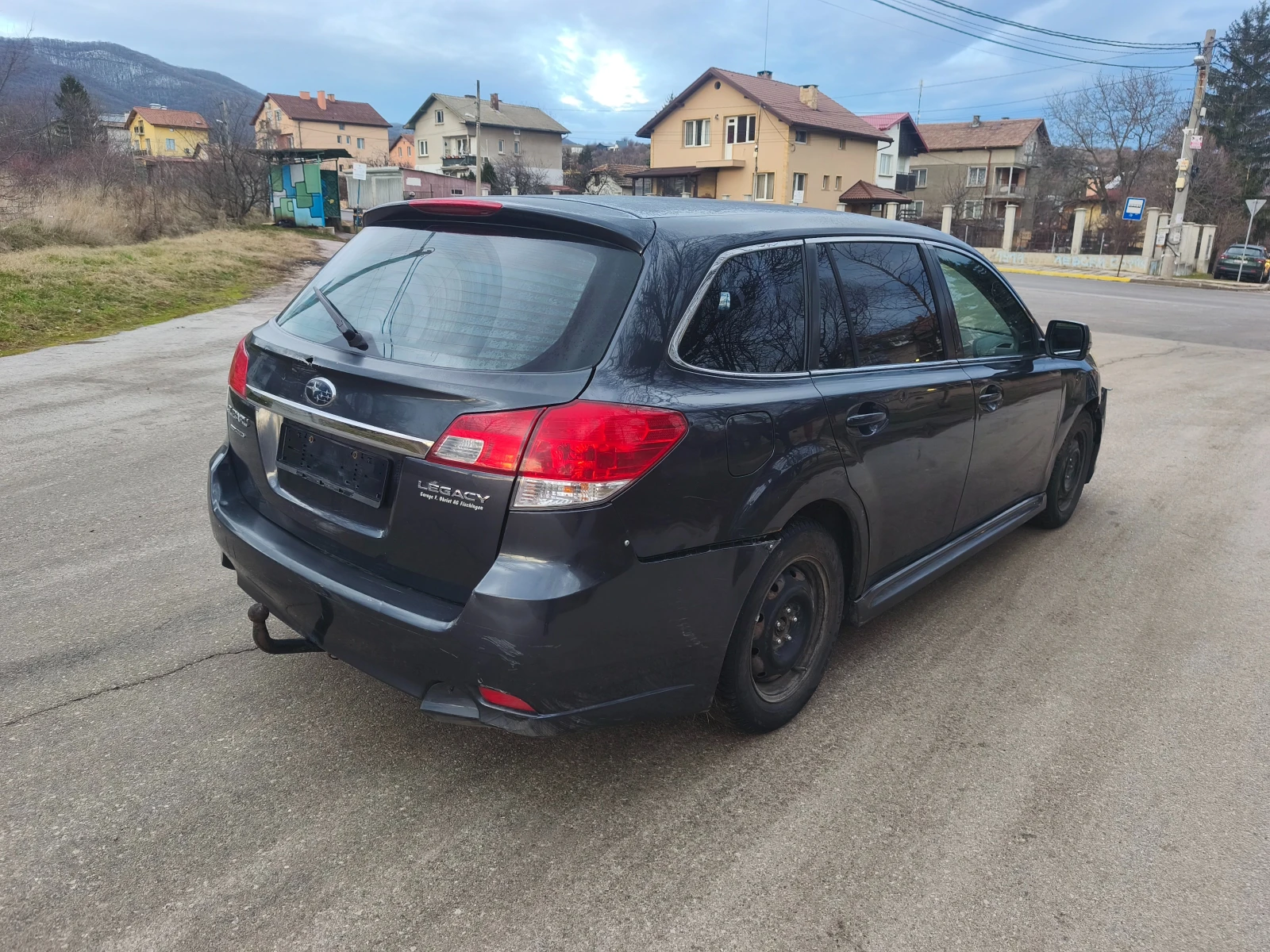 Subaru Legacy 2.0i AWD 4X4 SWISS - изображение 3
