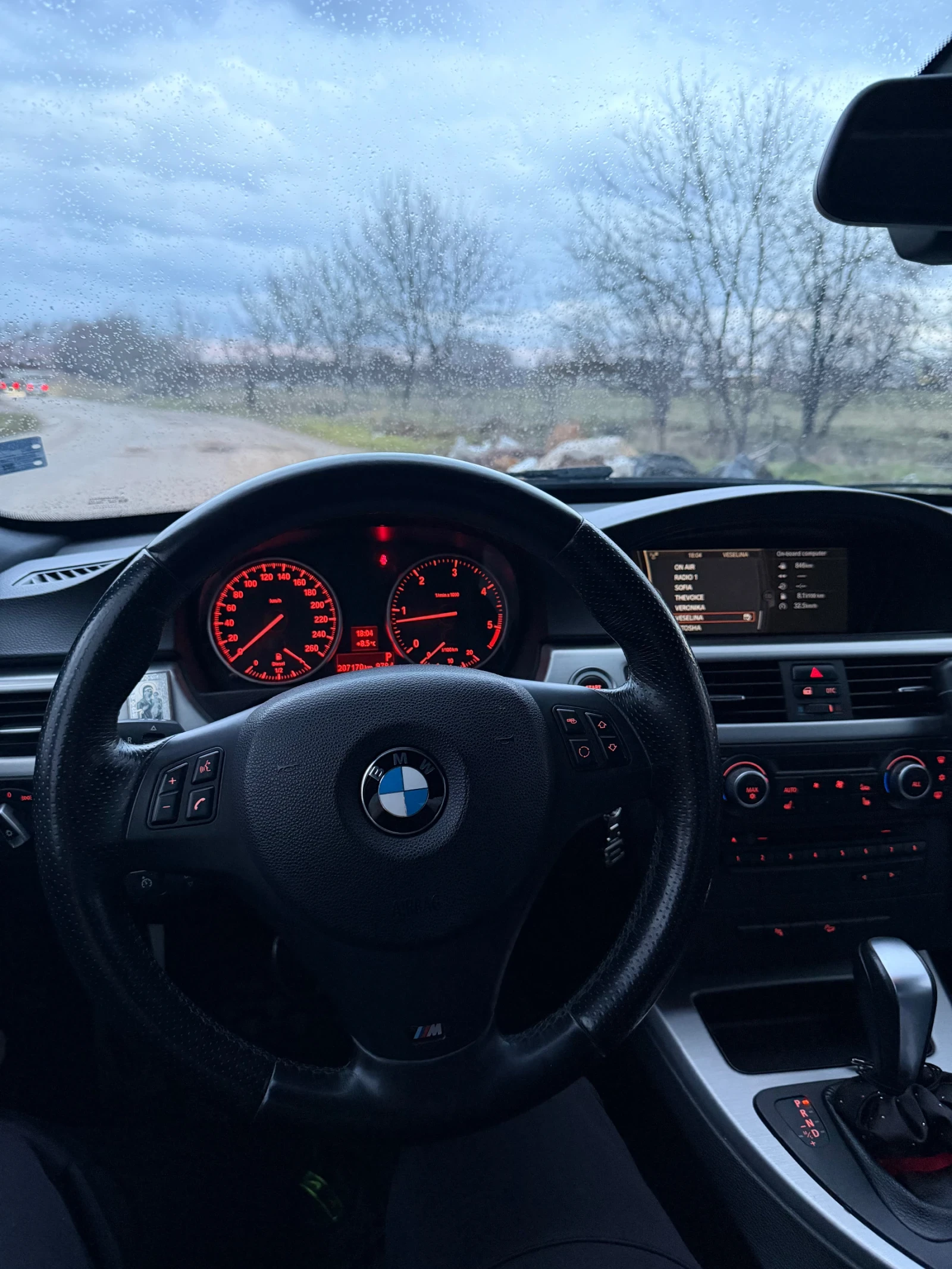 BMW 320  - изображение 7