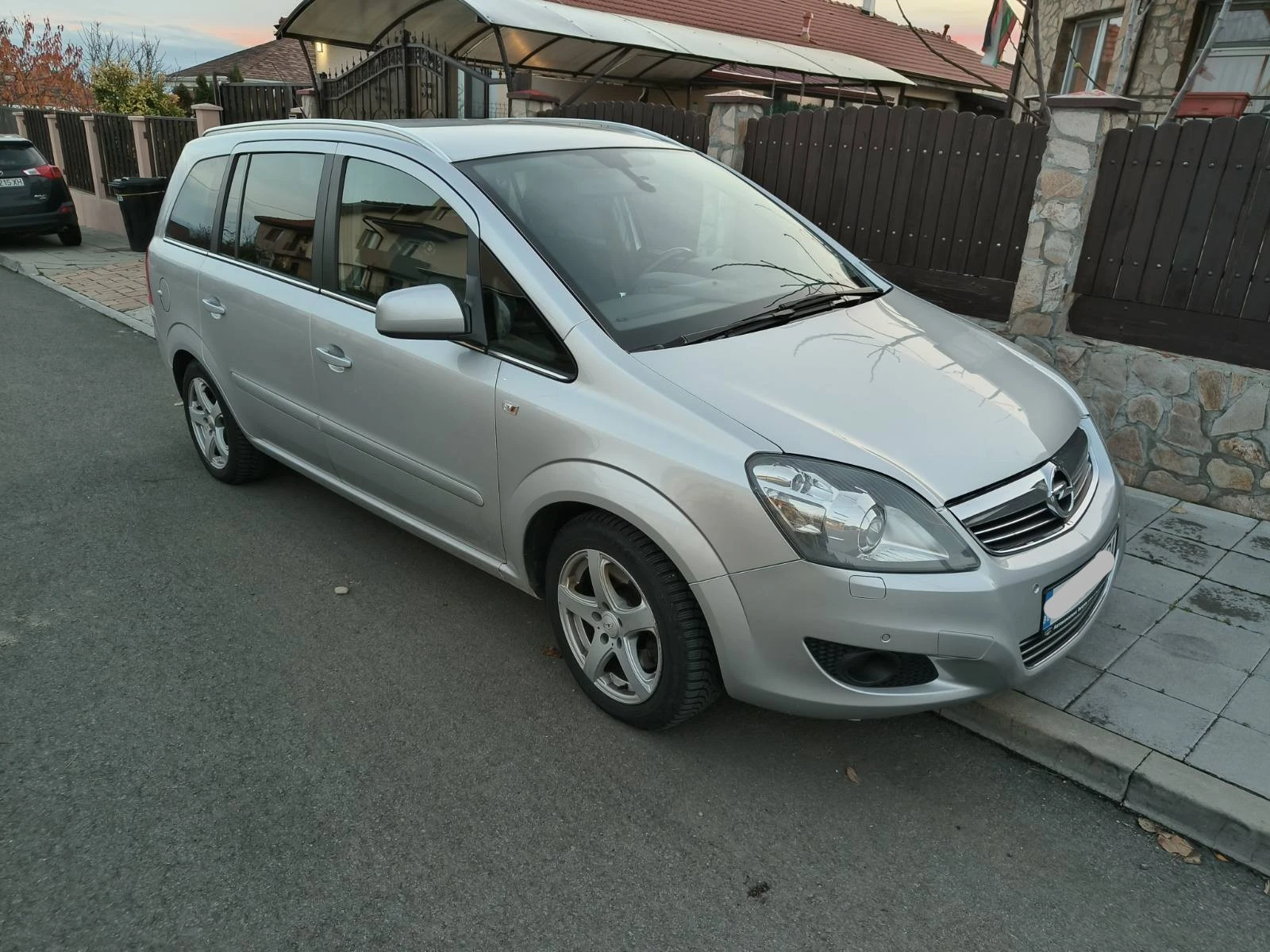 Opel Zafira  - изображение 4