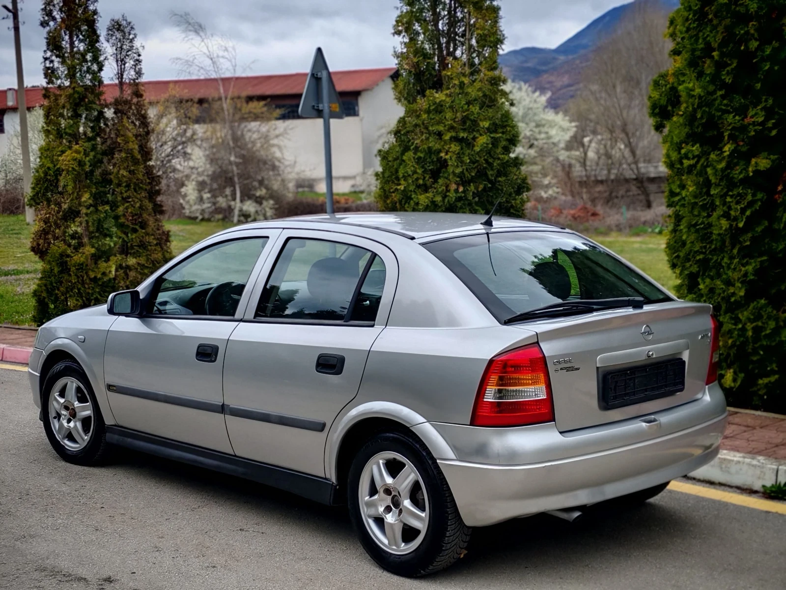 Opel Astra 1.6I(84)* COMFORT-EDITION* НОВ ВНОС* , снимка 4 - Автомобили и джипове - 54033324