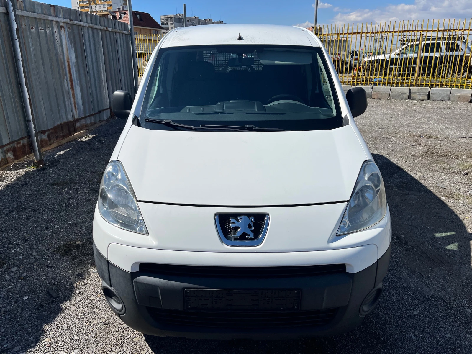 Peugeot Partner 1.6HDI/90кс, снимка 2 - Автомобили и джипове - 54099826