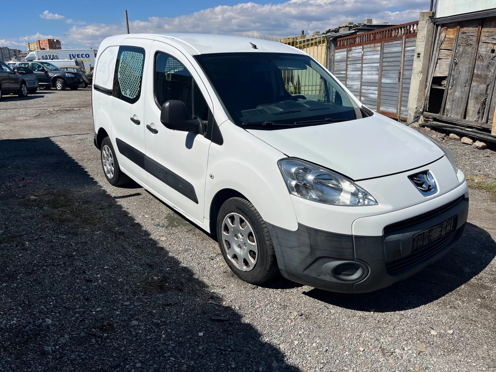 Peugeot Partner 1.6HDI/90кс, снимка 3 - Автомобили и джипове - 54099826