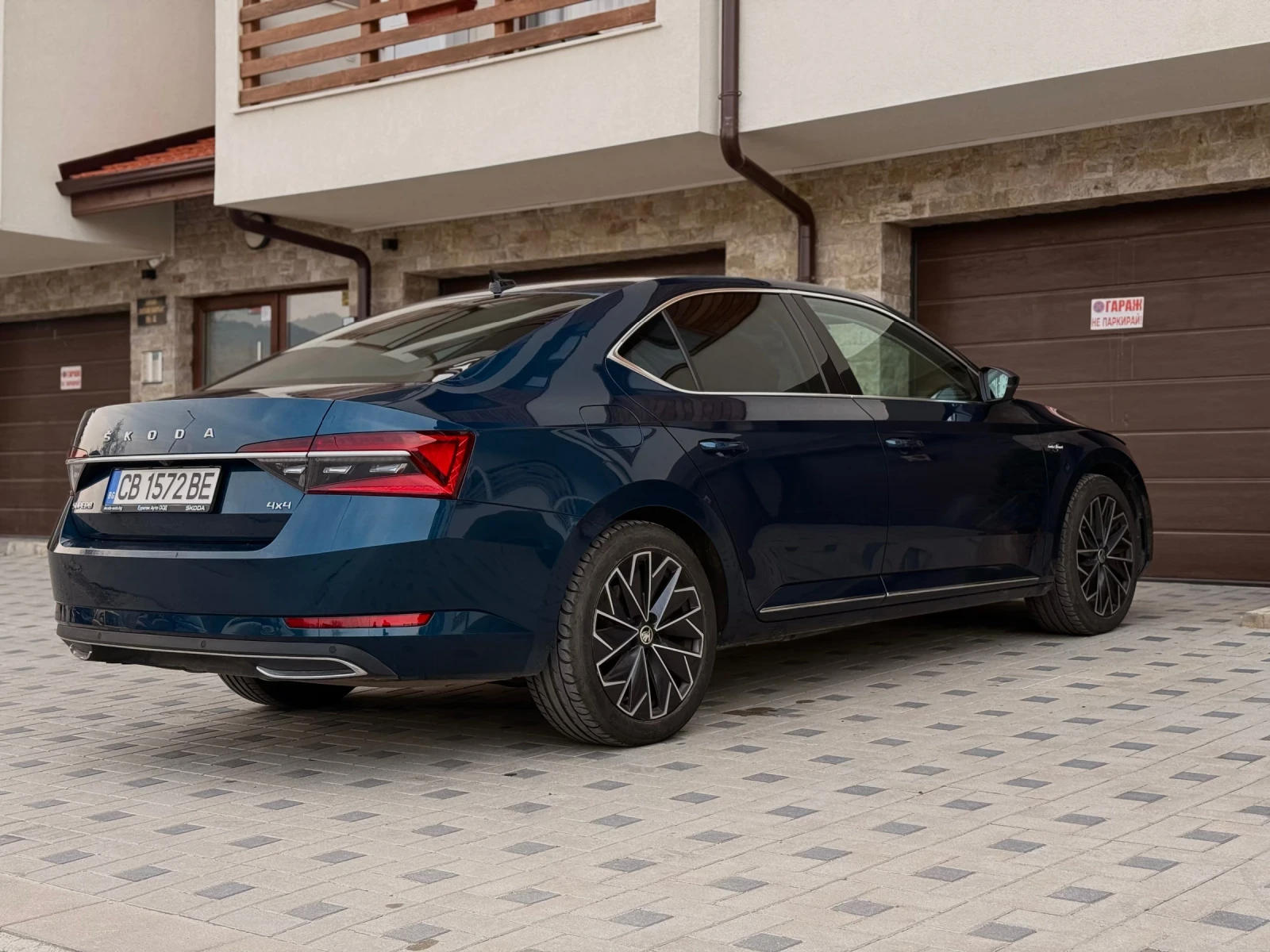 Skoda Superb Laurin & Klement 4х4, снимка 3 - Автомобили и джипове - 54183064