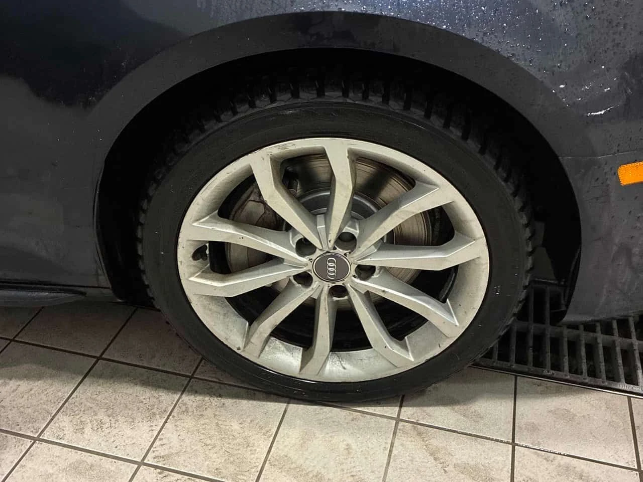 Audi A4 Progressiv/ШИБИДАХ/ВТОРИ ГУМИ/ОТ ПРЕДСТАВИТЕЛСТВО, снимка 6 - Автомобили и джипове - 54241005