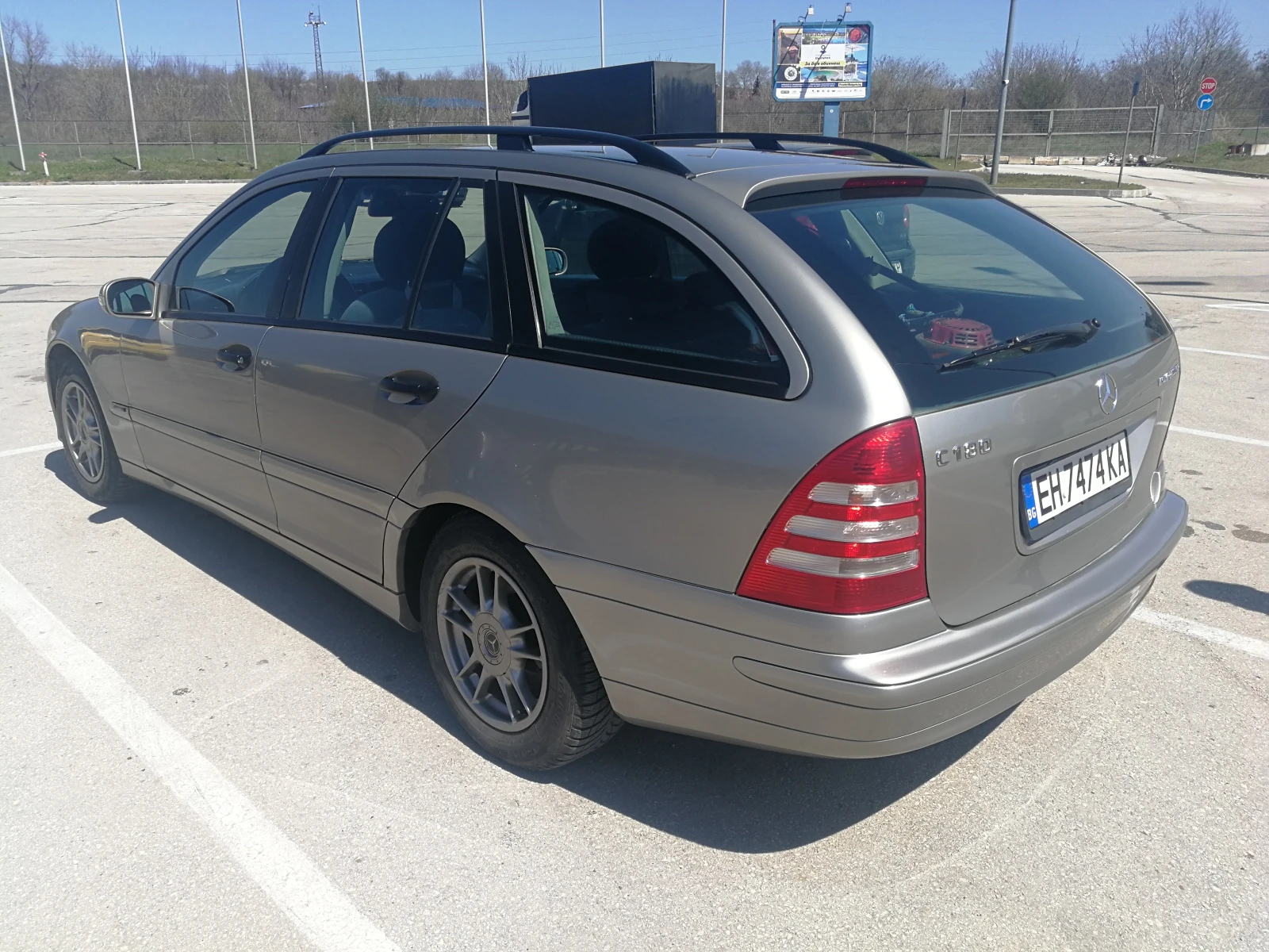 Mercedes-Benz C 180 компресор/фейслифт, снимка 3 - Автомобили и джипове - 54340786
