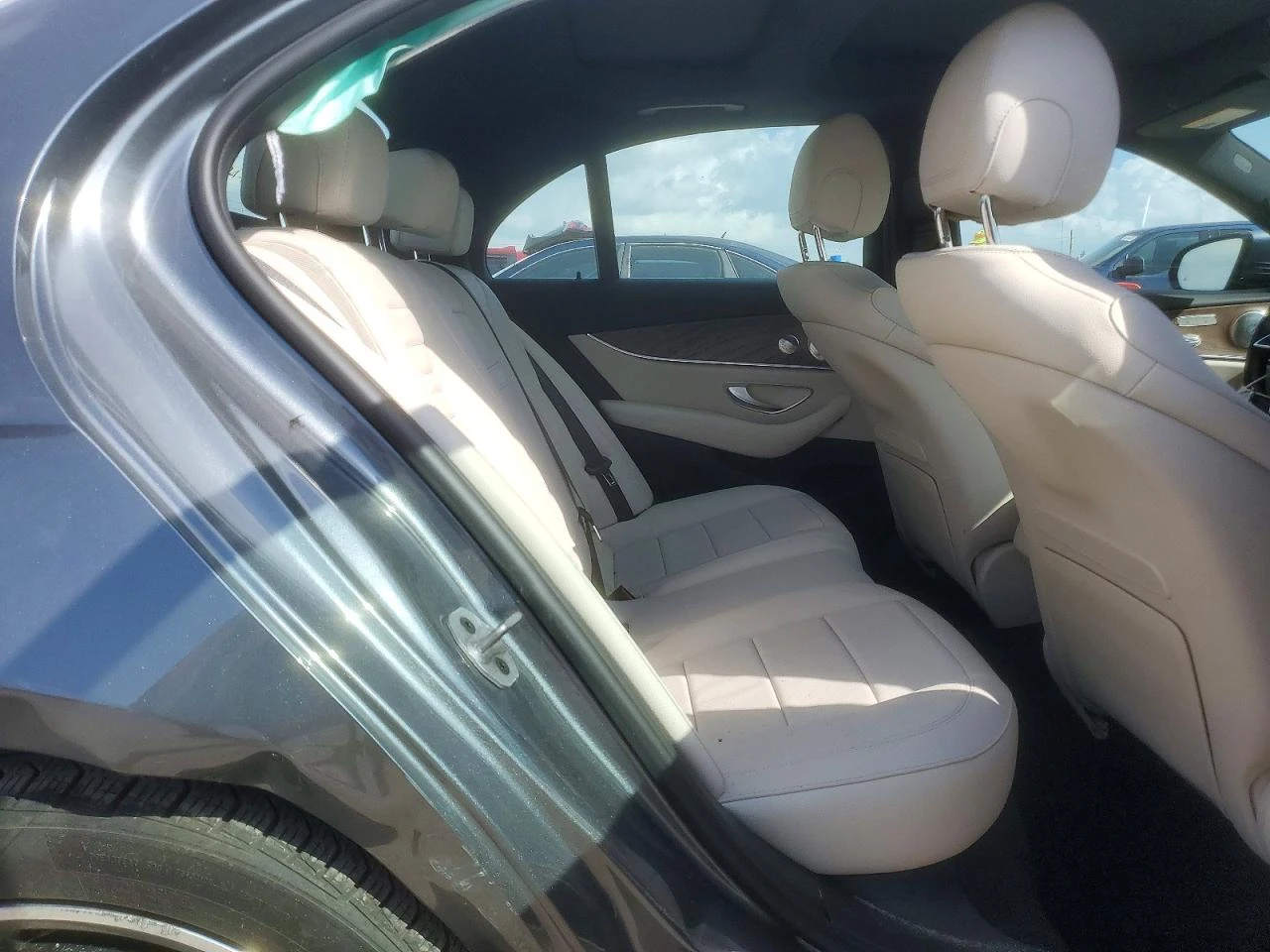 Mercedes-Benz E 350 2.0l, снимка 10 - Автомобили и джипове - 54349222