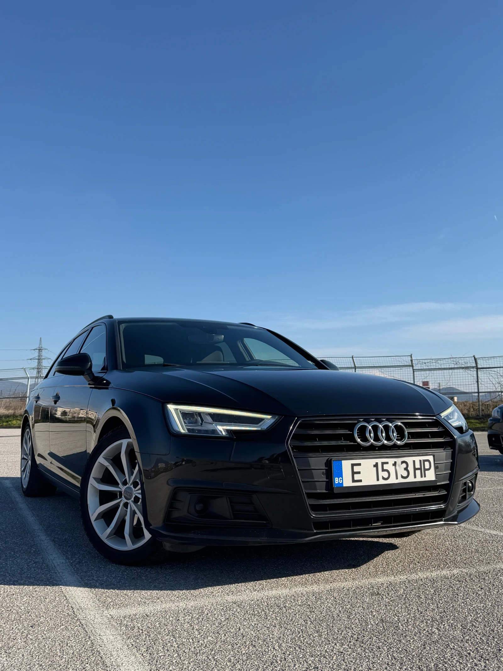 Audi A4 Avant 35 TDI Sport ACC Spur + Totwinkel * Black* , снимка 2 - Автомобили и джипове - 54599292