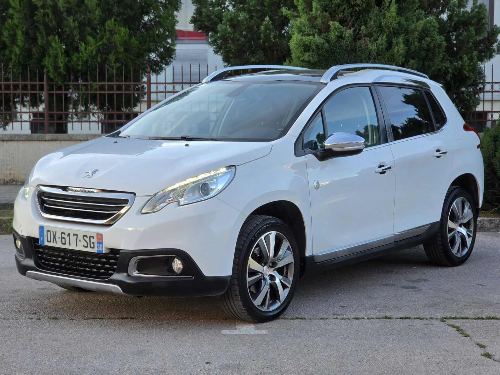 Peugeot 2008 1, 6 HDI 120, снимка 15 - Автомобили и джипове - 54824781
