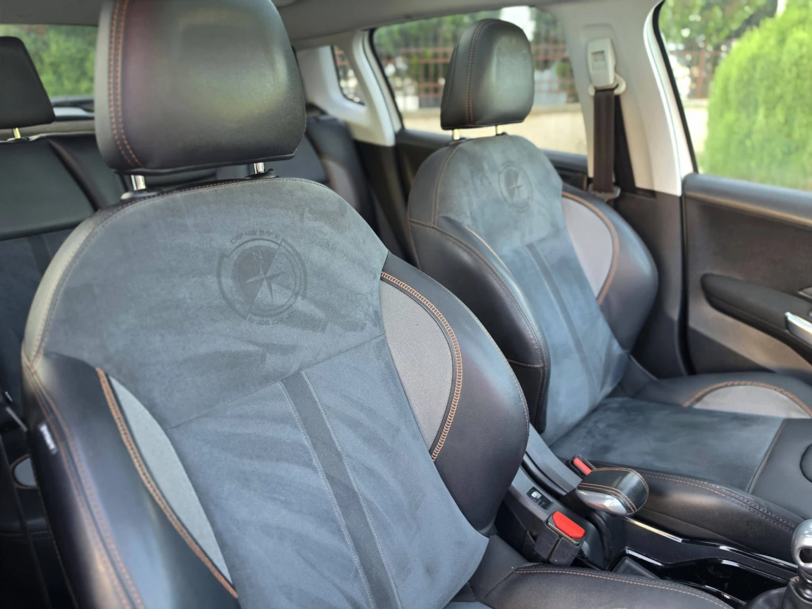 Peugeot 2008 1, 6 HDI 120, снимка 9 - Автомобили и джипове - 54824781