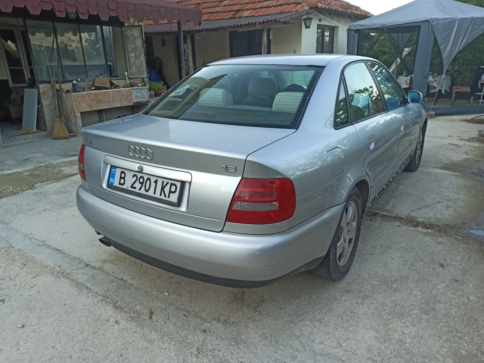 Audi A4, снимка 4 - Автомобили и джипове - 55141729