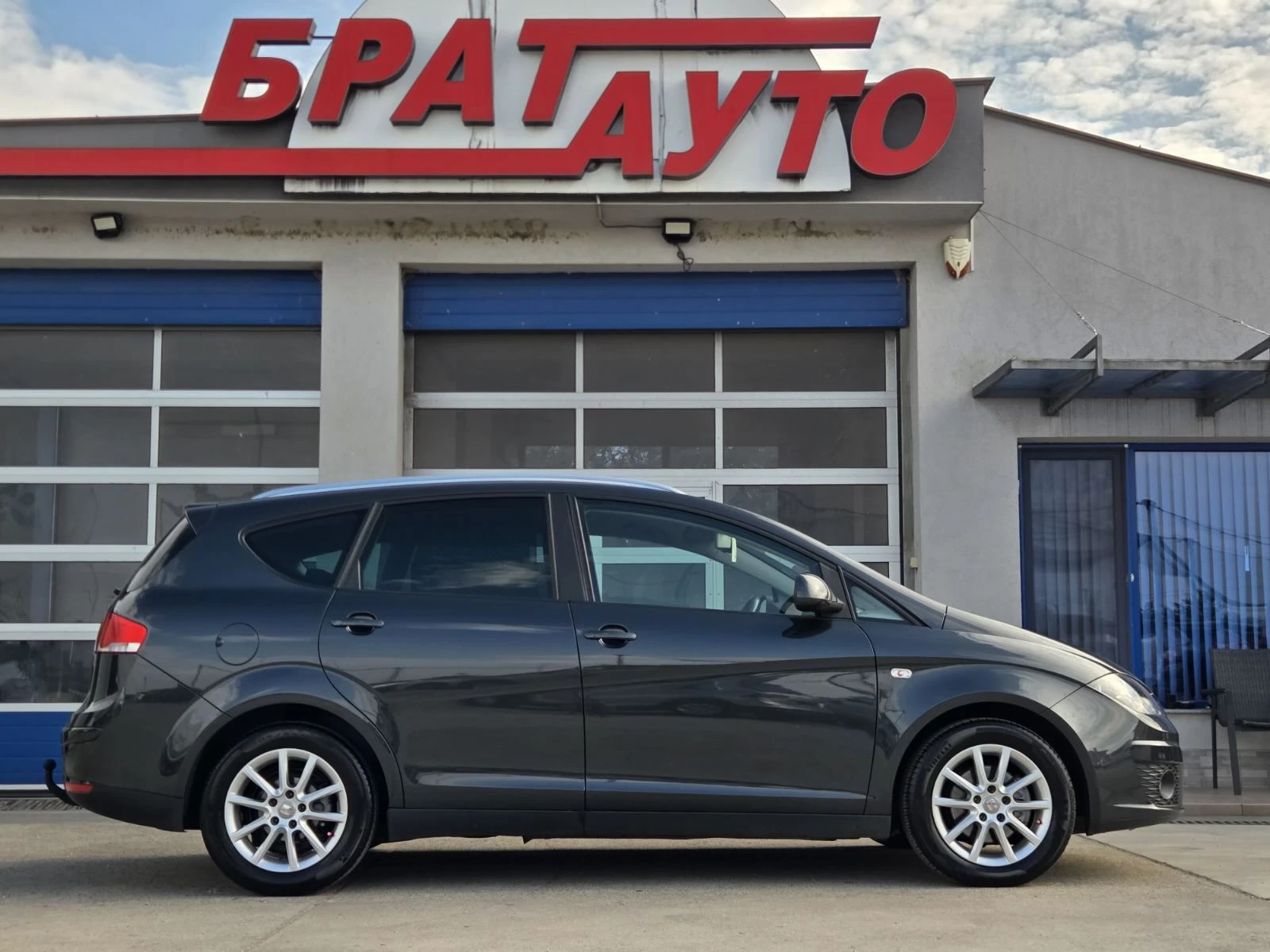Seat Altea XL 1.9TDI/176хил., снимка 5 - Автомобили и джипове - 55148868