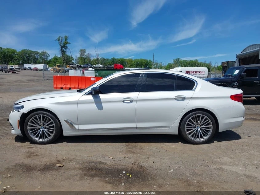 BMW 540 xDrive* 360* H/K* ХЕДЪП* ADAPT LED* , снимка 13 - Автомобили и джипове - 55542317