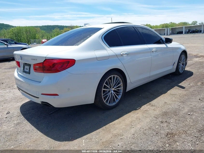 BMW 540 xDrive* 360* H/K* ХЕДЪП* ADAPT LED* , снимка 4 - Автомобили и джипове - 55542317