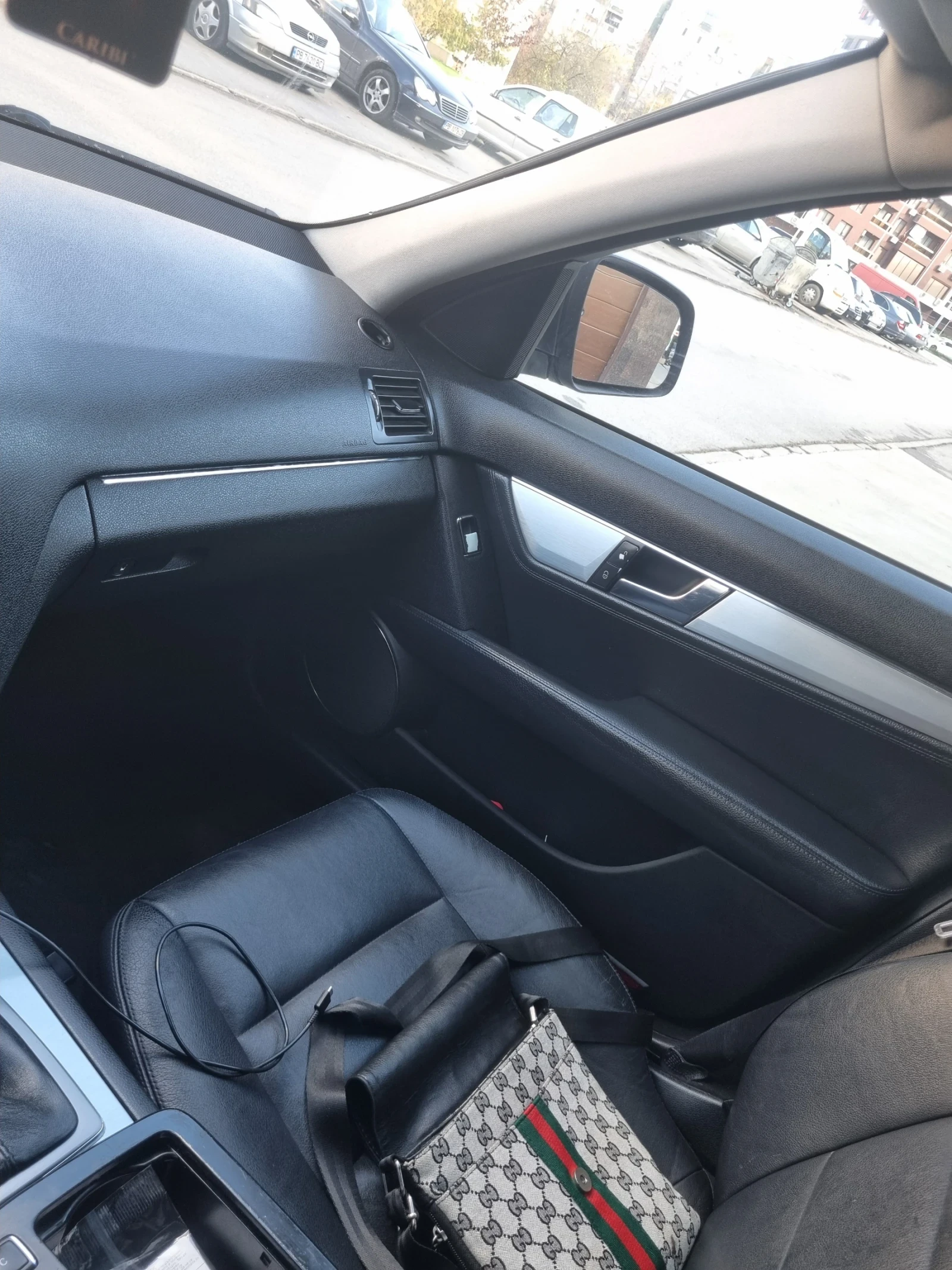 Mercedes-Benz C 320 Ц320 4 matic, снимка 11 - Автомобили и джипове - 55890152