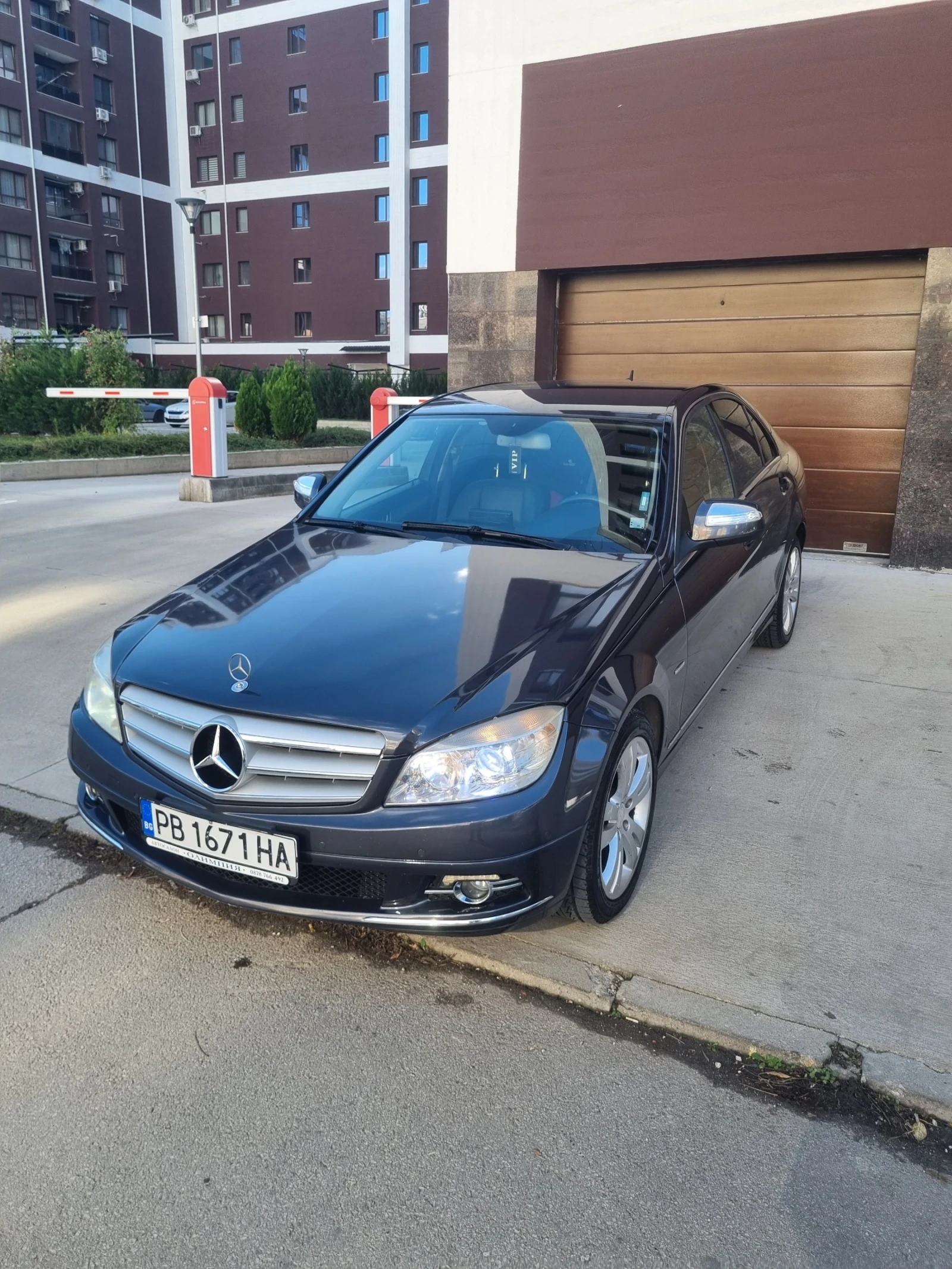 Mercedes-Benz C 320 Ц320 4 matic, снимка 7 - Автомобили и джипове - 55890152