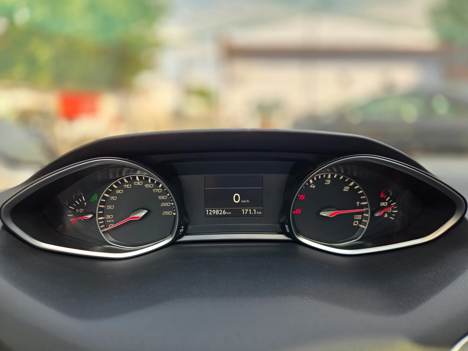 Peugeot 308 1.6HDI ALLURE* LED* Панорама* 129хил.км НОВА КОЛА, снимка 12 - Автомобили и джипове - 55929074