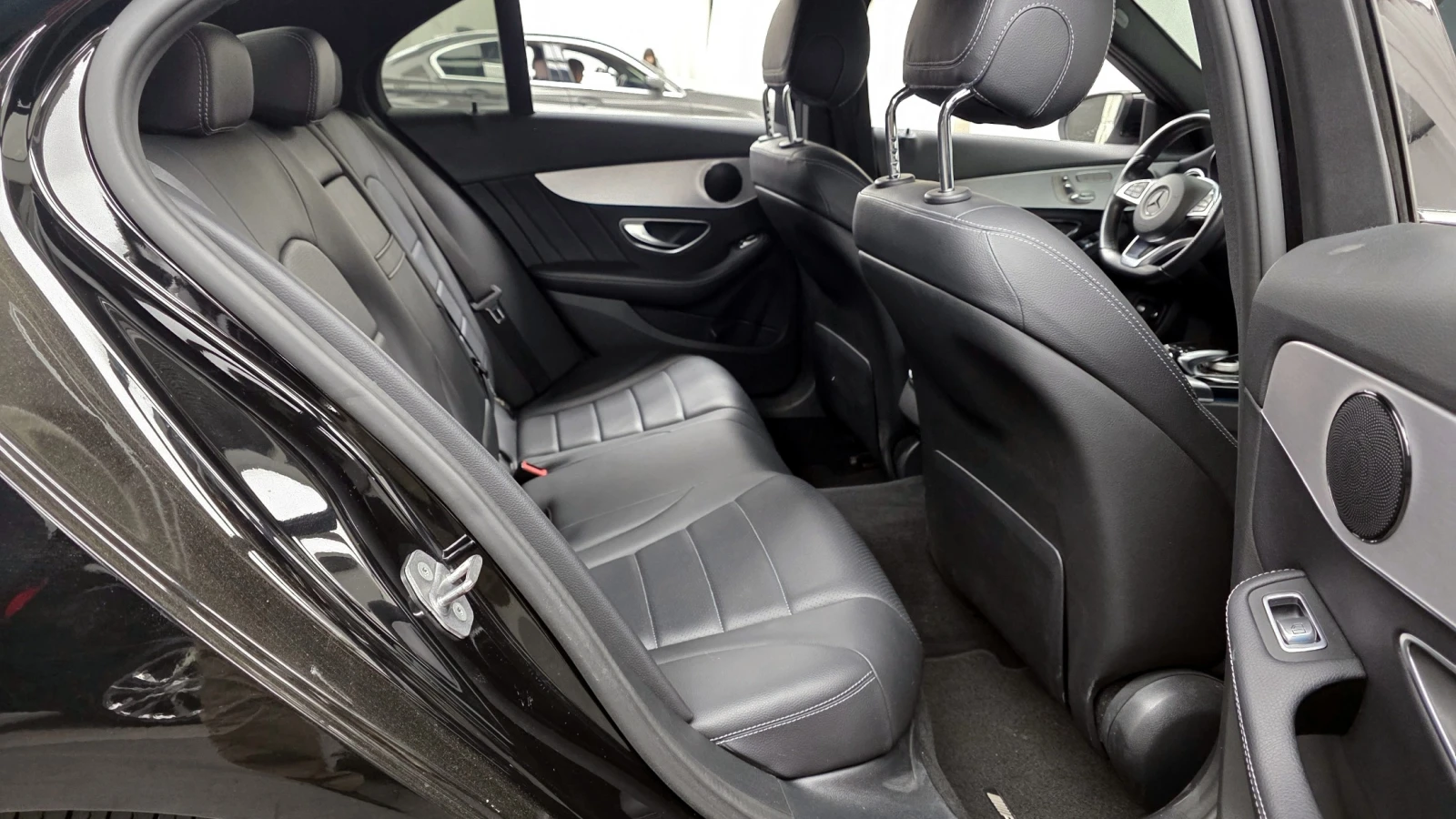 Mercedes-Benz C 350 Plug-in Hybrid , снимка 6 - Автомобили и джипове - 56114560