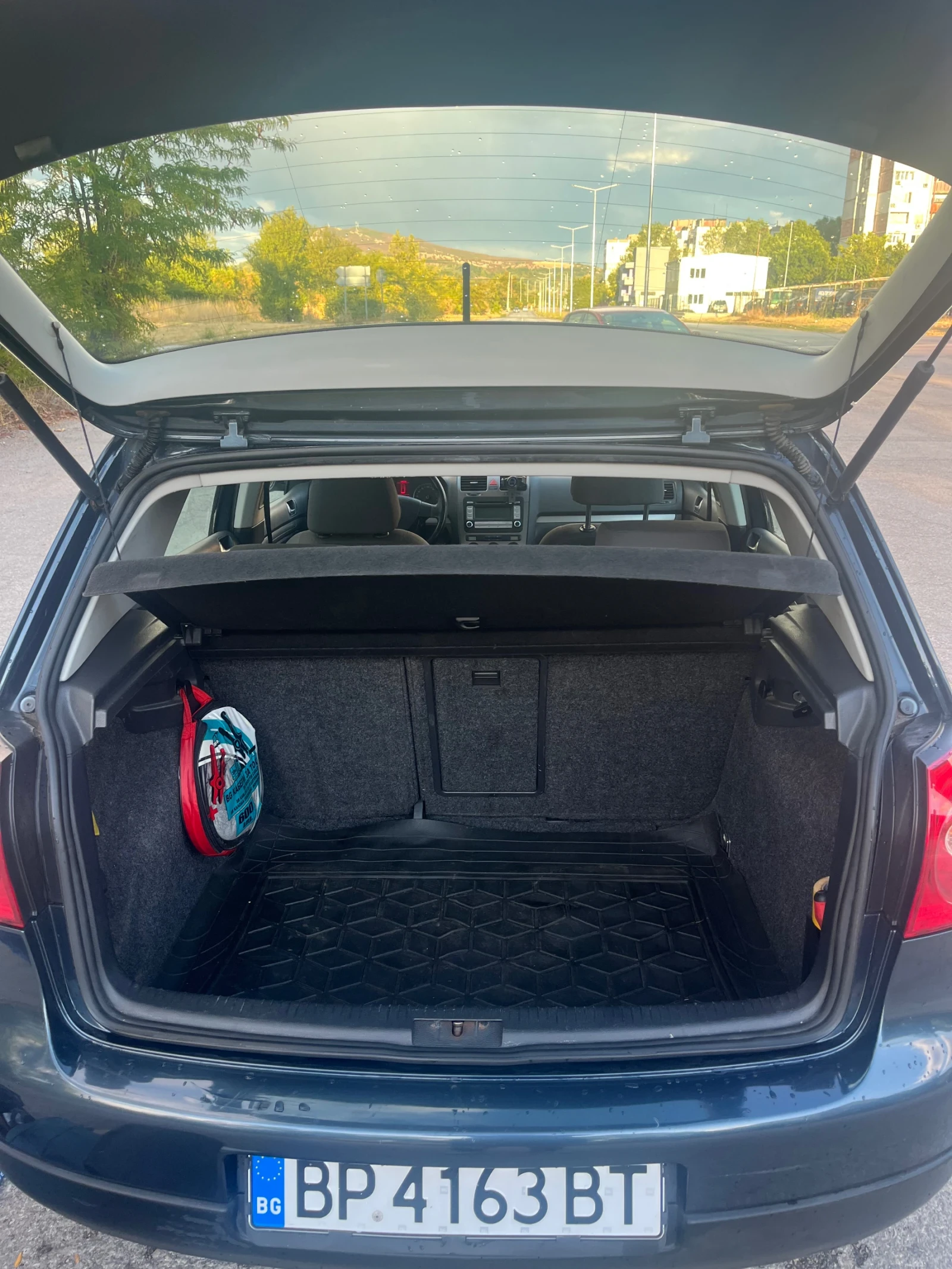 VW Golf 1.4fsi, снимка 7 - Автомобили и джипове - 56200886