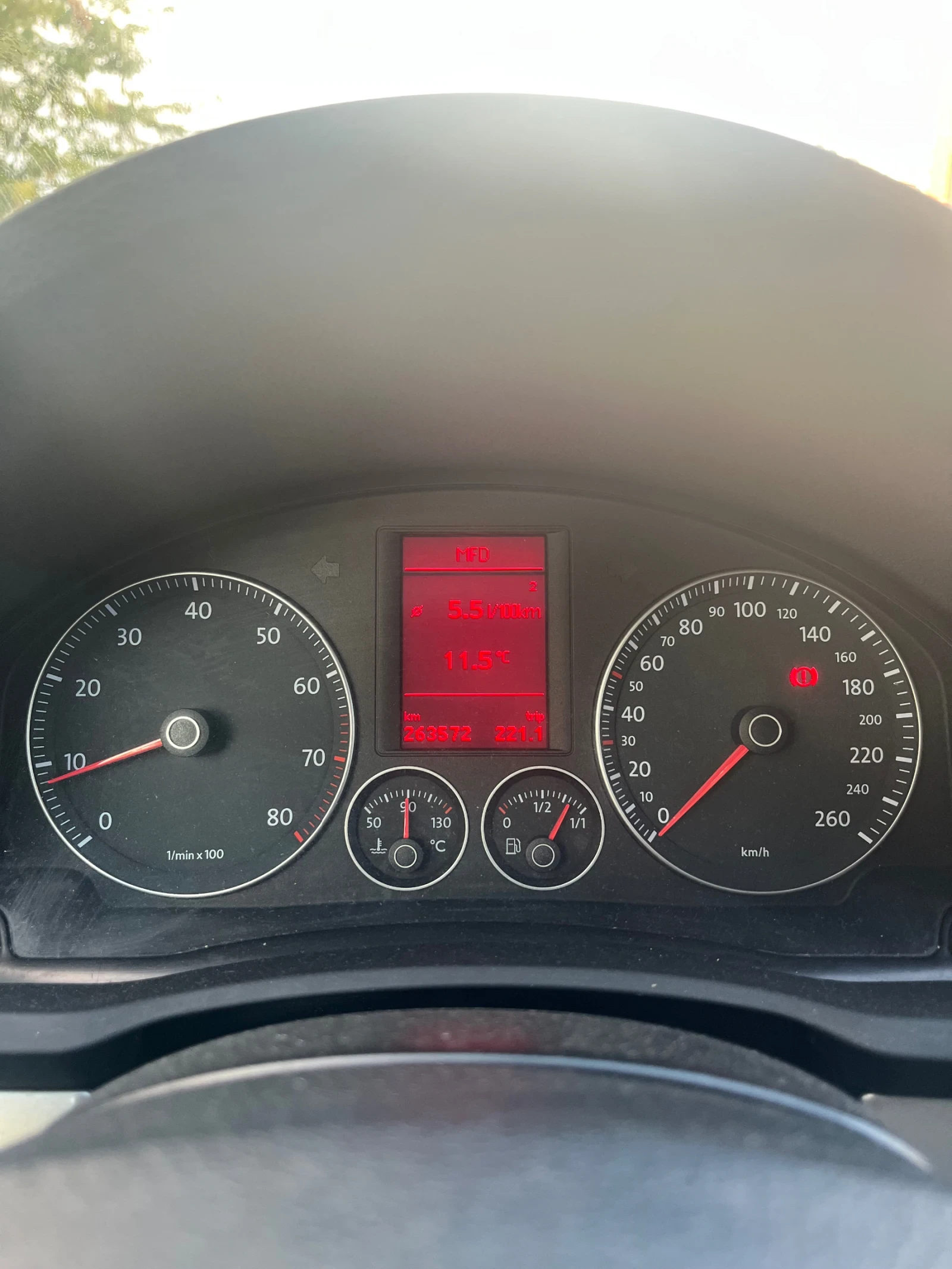 VW Golf 1.4fsi, снимка 11 - Автомобили и джипове - 56200886