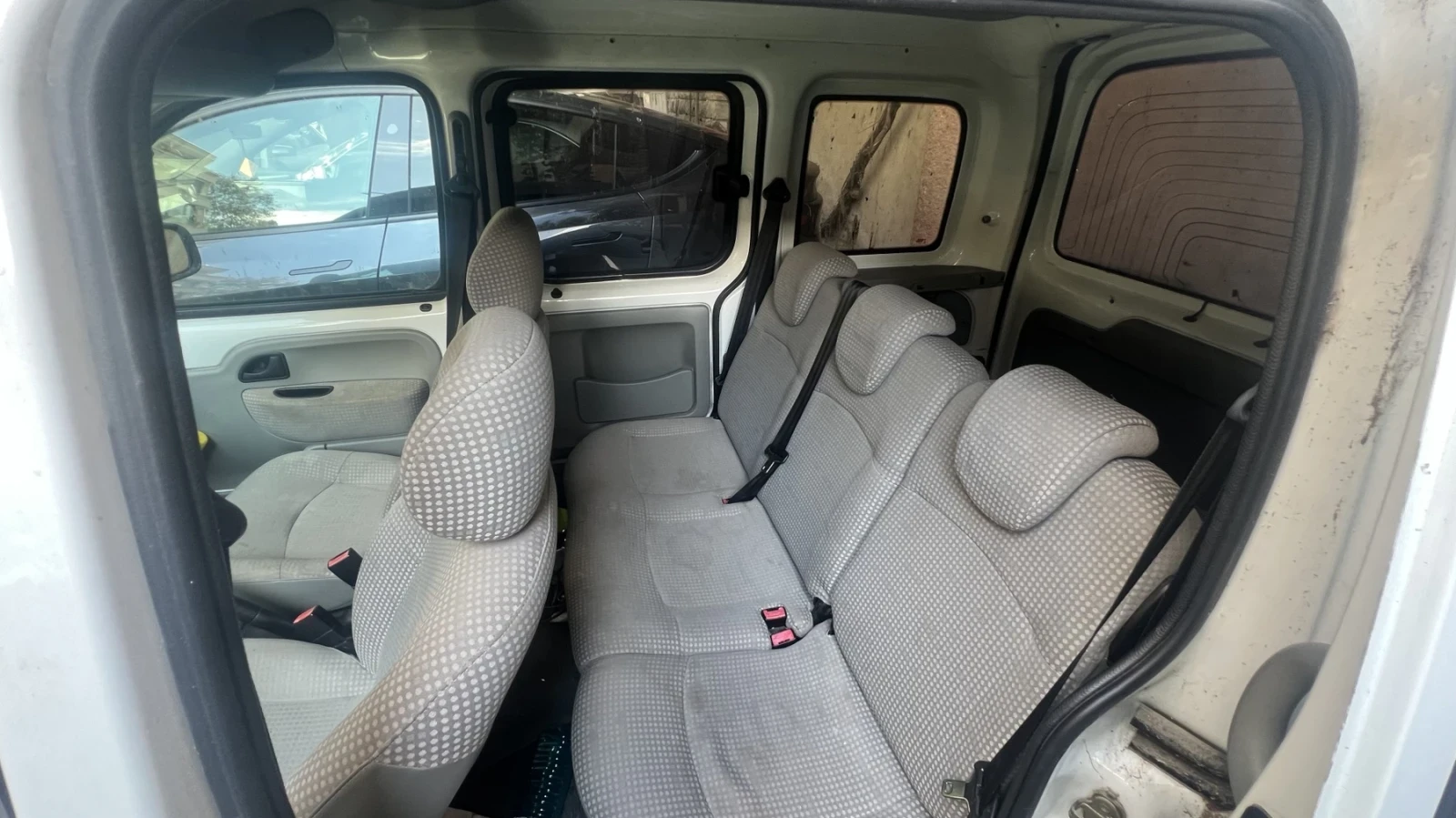 Renault Kangoo, снимка 4 - Автомобили и джипове - 56506190