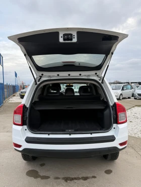 Jeep Compass 2.2 CRD 4x4, снимка 13