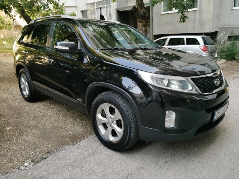 Kia Sorento 2.2 CRDi AWD, снимка 12 - Автомобили и джипове - 47215650