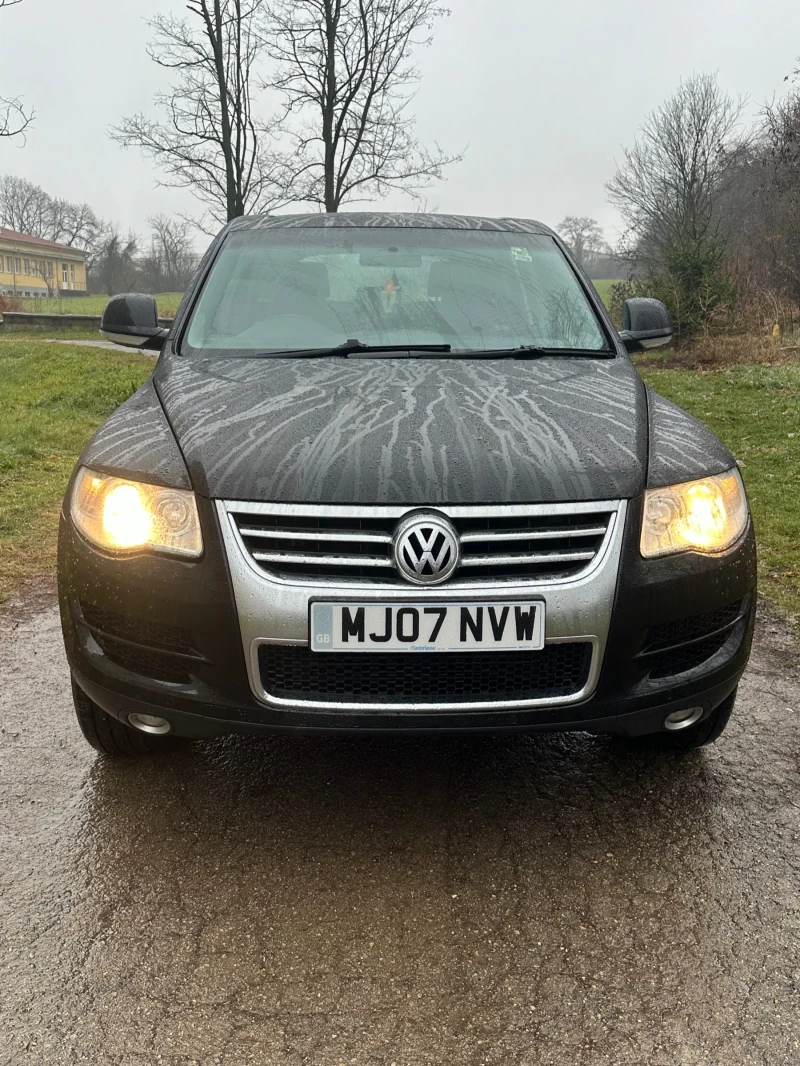 VW Touareg 3.0TDI, снимка 3 - Автомобили и джипове - 48300329