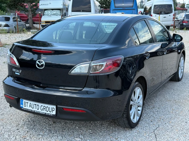 Mazda 3 1.6i * * 142000KM* СЕРВИЗНА ИСТОРИЯ* * КАТО НОВА *, снимка 5 - Автомобили и джипове - 51240544