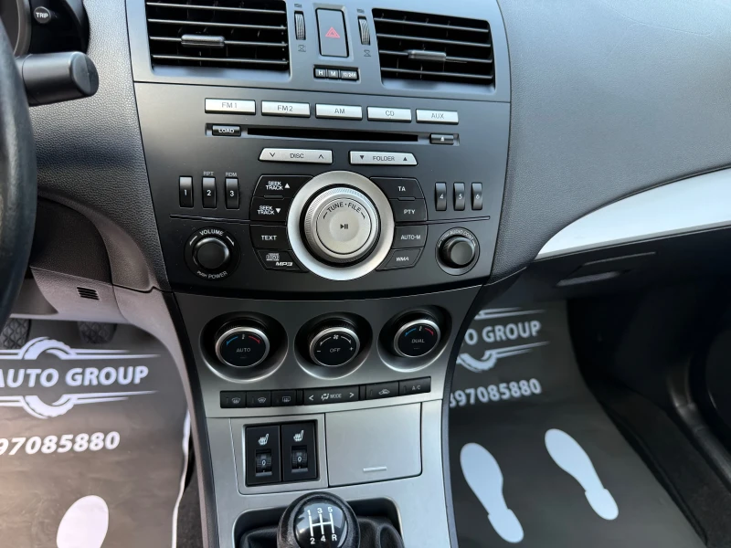 Mazda 3 1.6i * * 142000KM* СЕРВИЗНА ИСТОРИЯ* * КАТО НОВА *, снимка 15 - Автомобили и джипове - 51240544