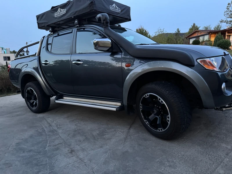 Mitsubishi L200 Пикап, снимка 3 - Автомобили и джипове - 53357764