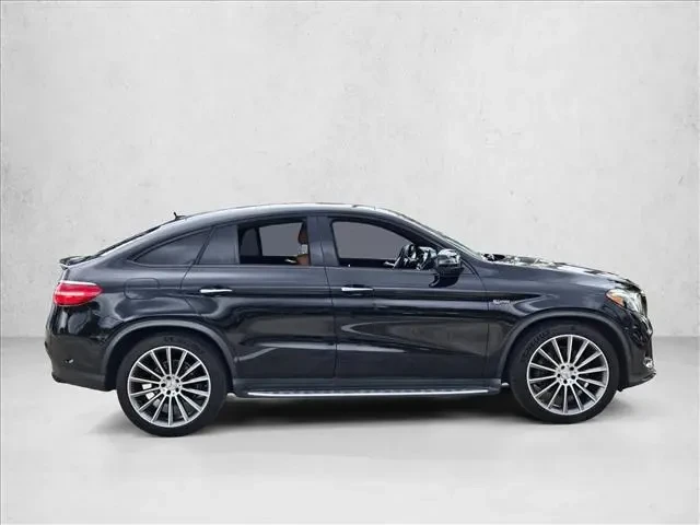 Mercedes-Benz GLE 43 AMG Coupe 4MATIC, снимка 3 - Автомобили и джипове - 54810660