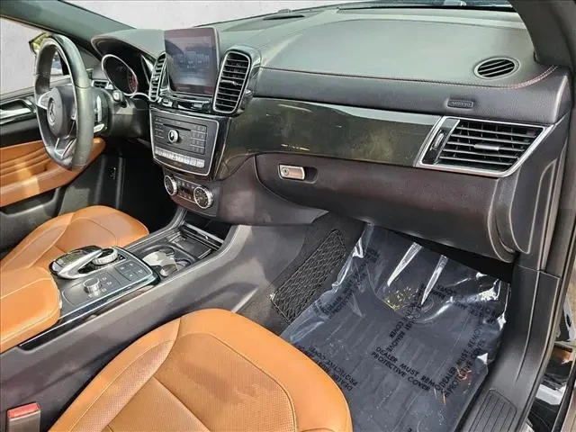 Mercedes-Benz GLE 43 AMG Coupe 4MATIC, снимка 9 - Автомобили и джипове - 54810660