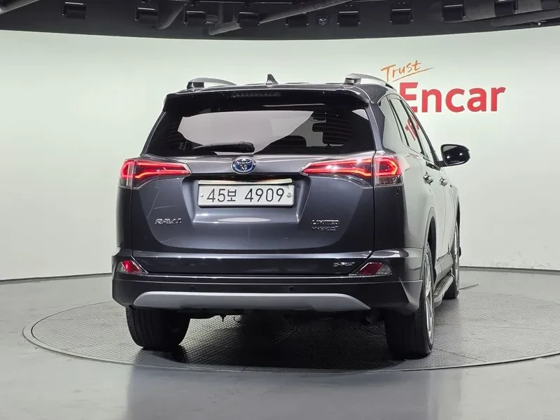 Toyota Rav4 2.5 4WD HYBRID  | Mobile.bg � ����������� 4