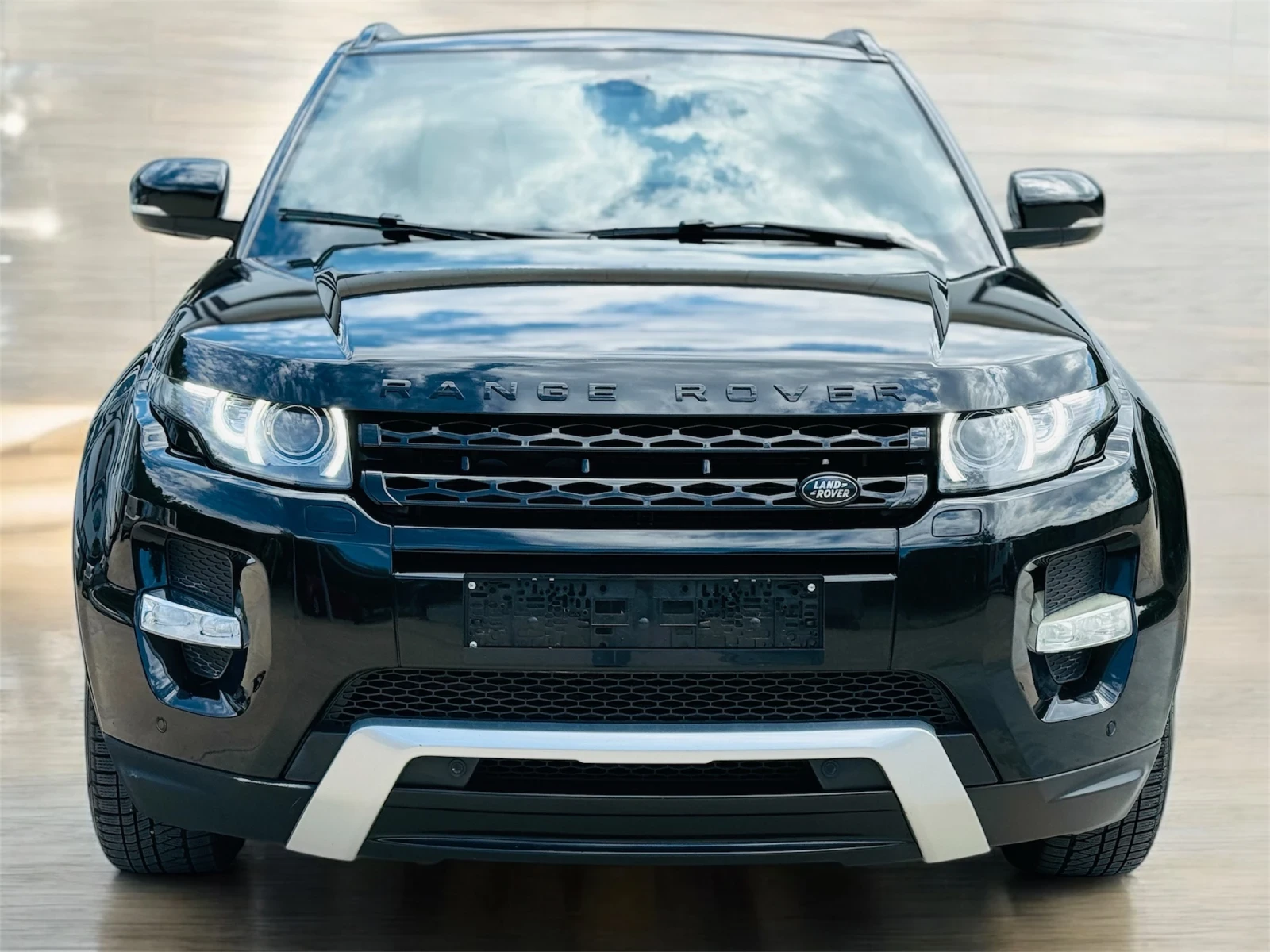 Land Rover Range Rover Evoque * DYNAMIC* 2.2 SD 190ps* FULL*  - изображение 2
